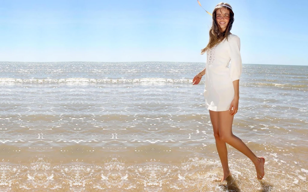 Wallpapers Graffiti Isabel Lucas Hq Photo Hd Widescreen 2560x1600 ...