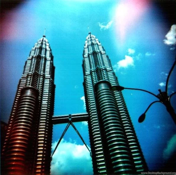 Klcc Lomo Holga Pixca By Hellomo On DeviantArt