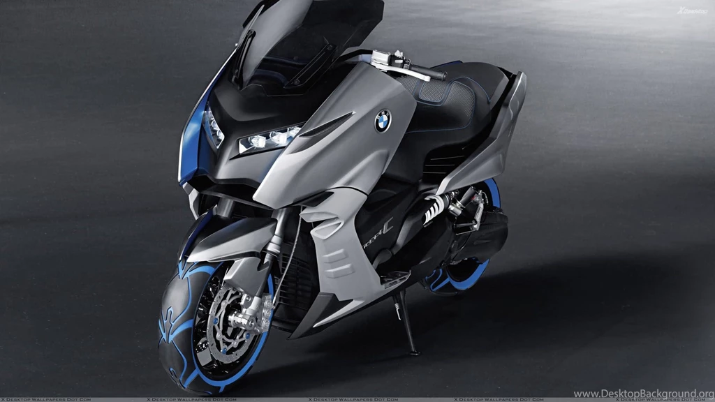 Side Pose Of BMW K1300S In Blue Wallpapers