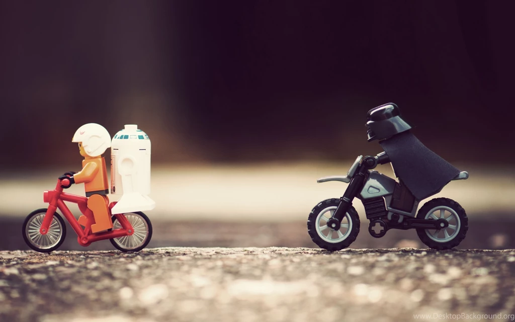 Bike Chase Mac Wallpapers Download
