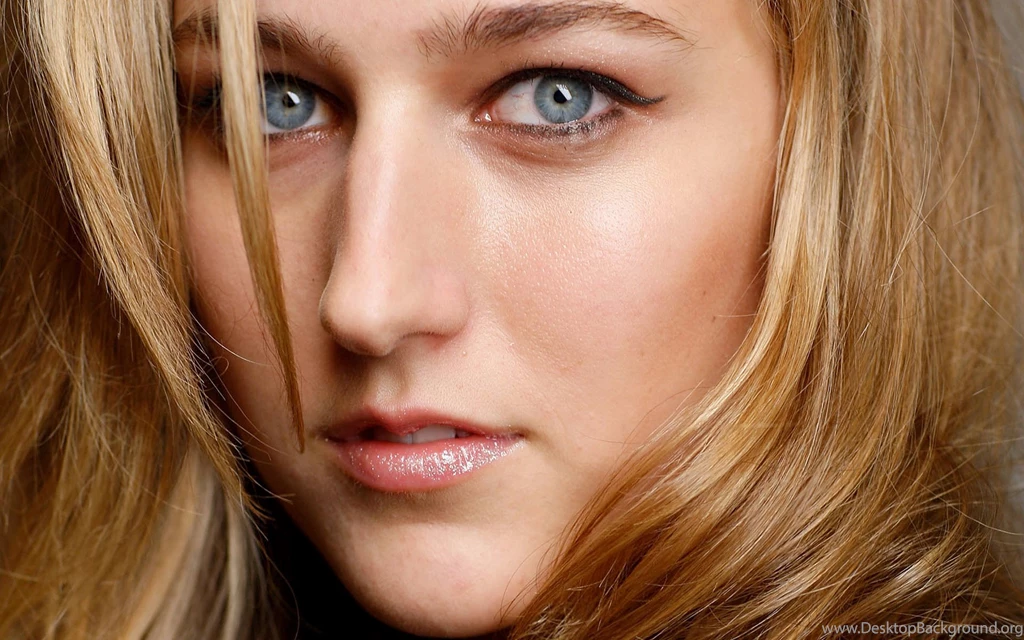 8 Leelee Sobieski HD Wallpapers