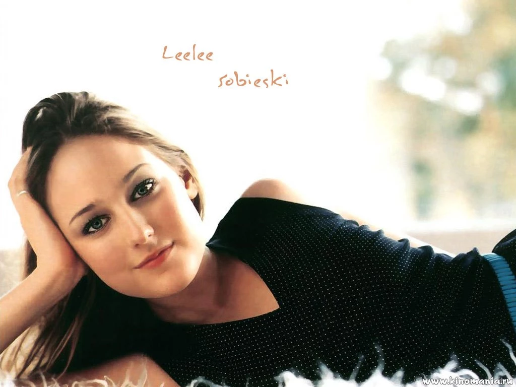 Leelee Sobieski VIP Wallpapers (Page 1)