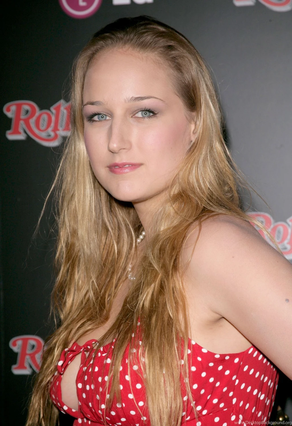 Leelee Sobieski Hd Wallpapers