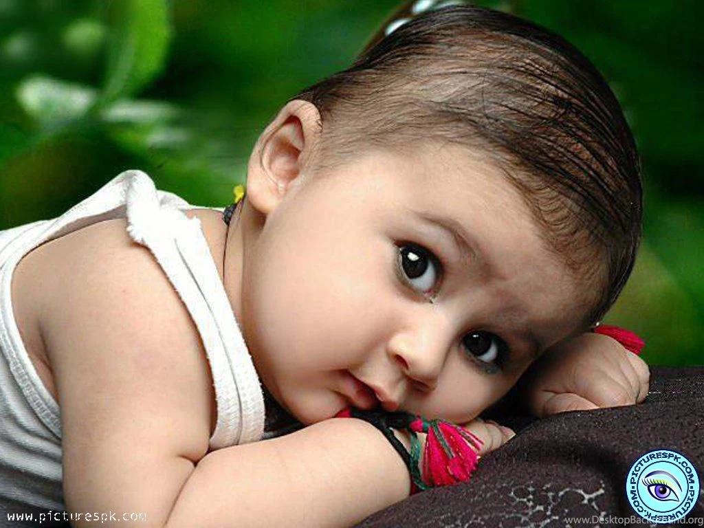 View Little Baby Girl Picture Wallpapers In 1024x768 Resolution