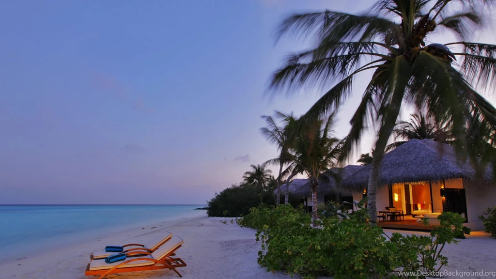 Exotic Beach 2560x1600px