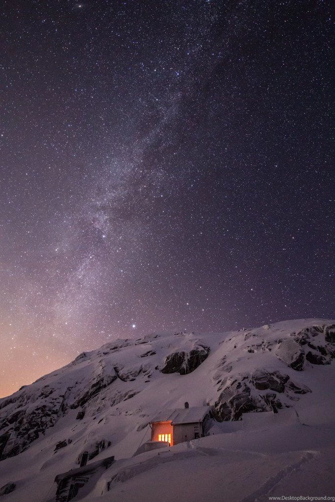 IOS 8 GM Default Wallpaper?