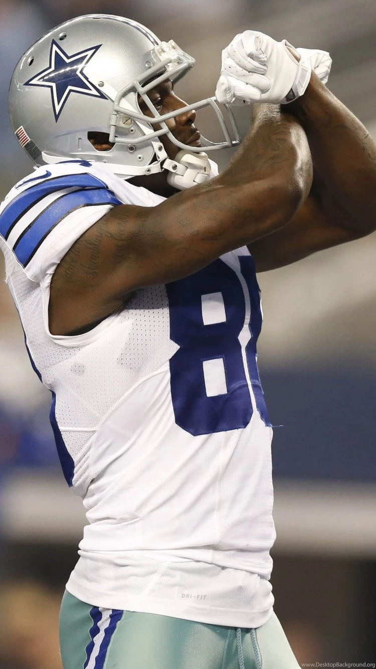 Download Wallpapers 750x1334 Dez Bryant, Dallas Cowboys, Football ...