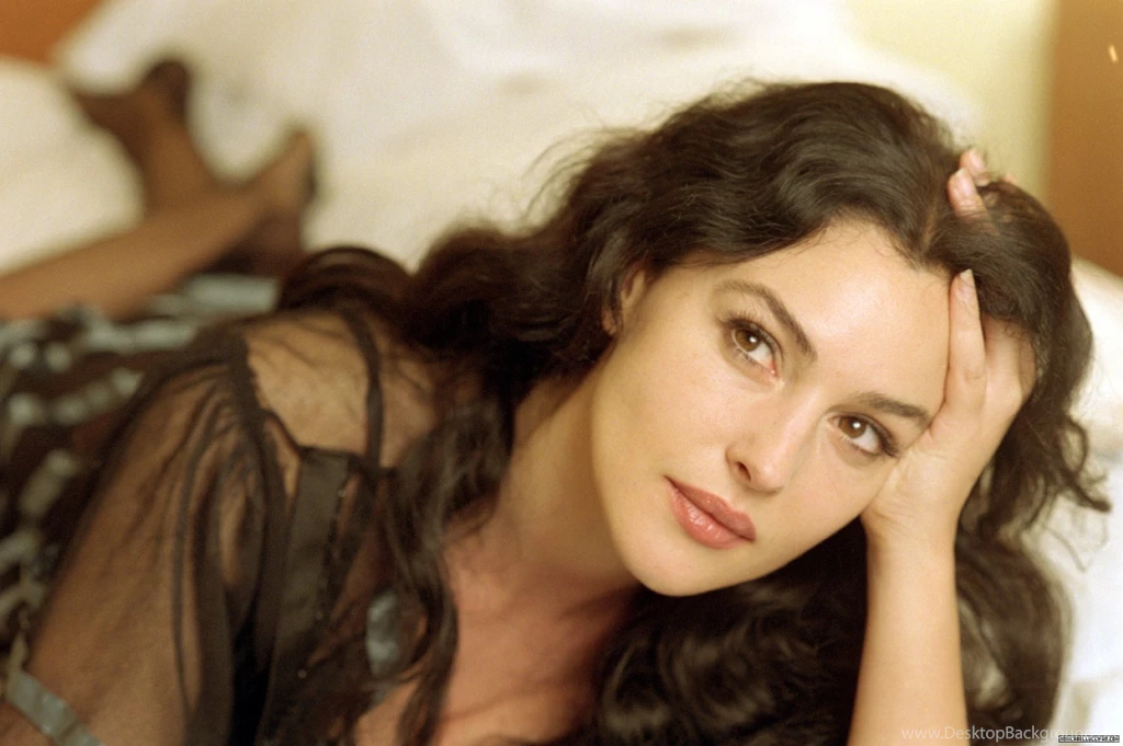 Monica Bellucci Photo Gallery   1539 High Quality Pics Of Monica ...