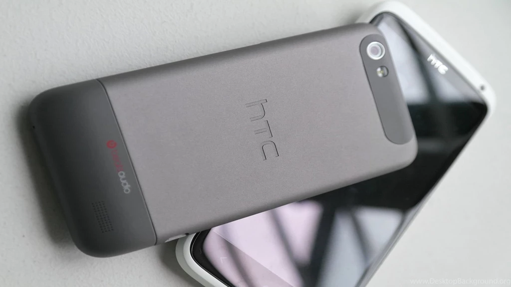 2012 HTC One V Product wallpaper.jpg