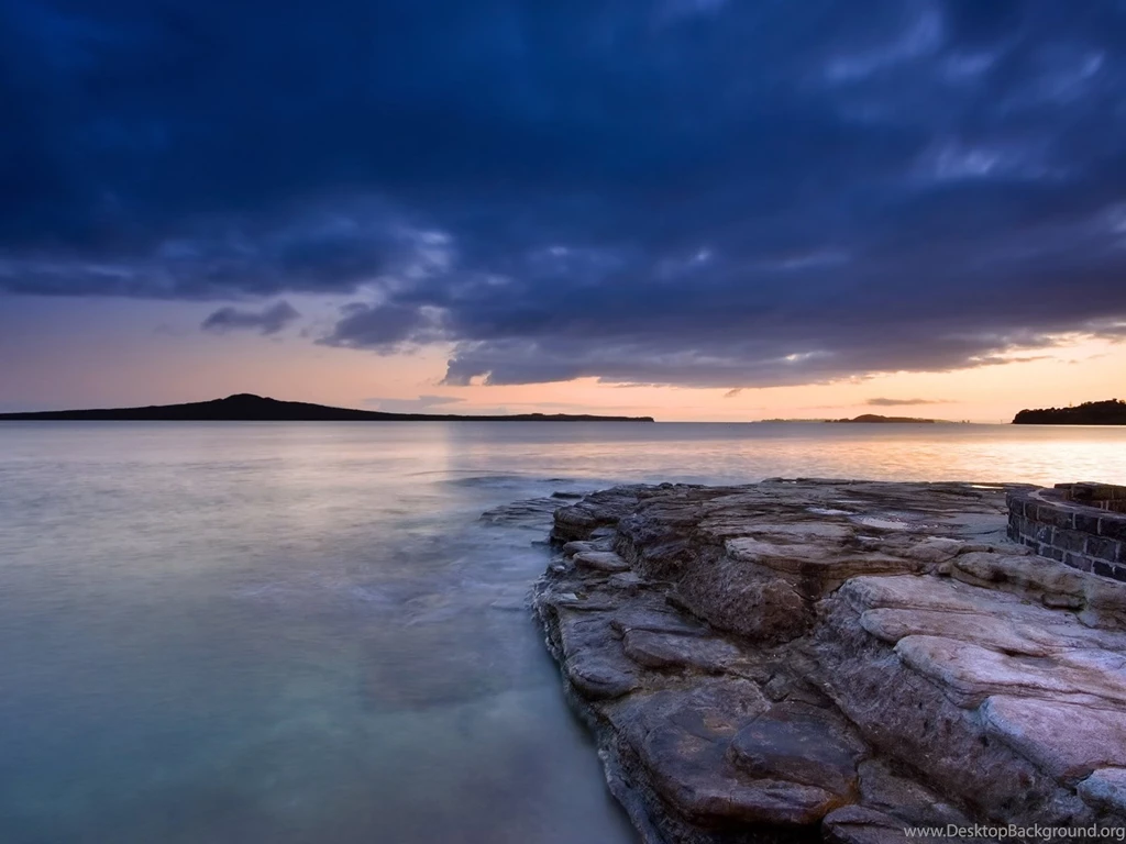 CALMING VIEW WALLPAPER (