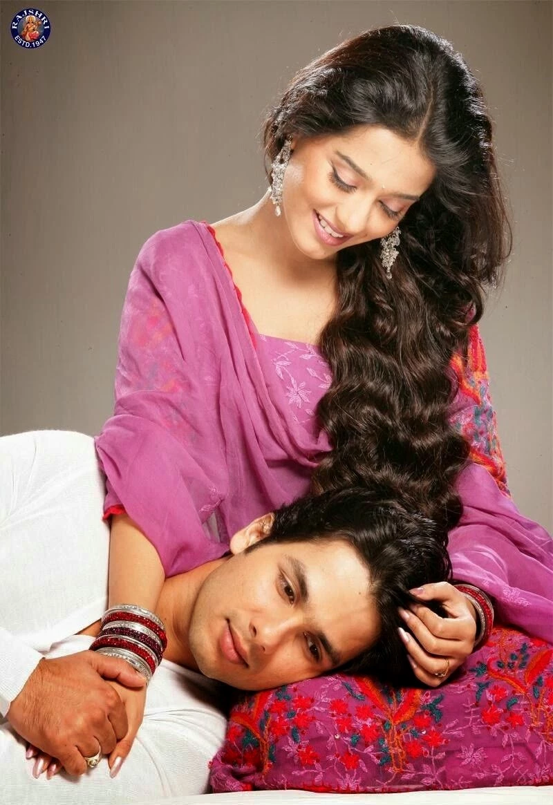 Shahid Kapoor & Amrita Rao HD Wallpapers Free Download