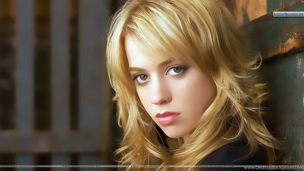 Alexz Johnson Sitting On Ground With A Guitar Wallpapers