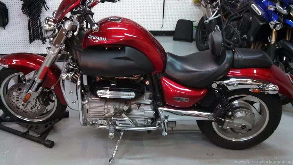 2005 Red Triumph Rocket III Pictures, Mods, Upgrades, Wallpapers ...