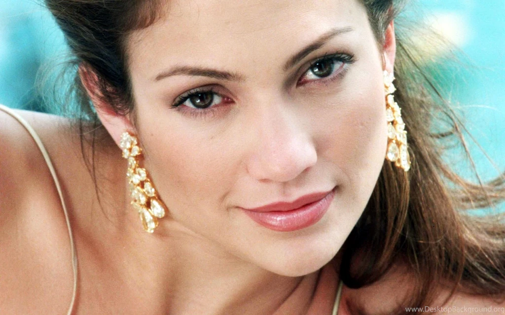 Famous Beautiful Girl Celebrities Wallpapers Zibrato