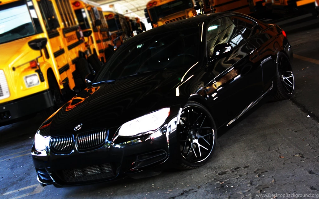 BMW E92 335i Wallpapers