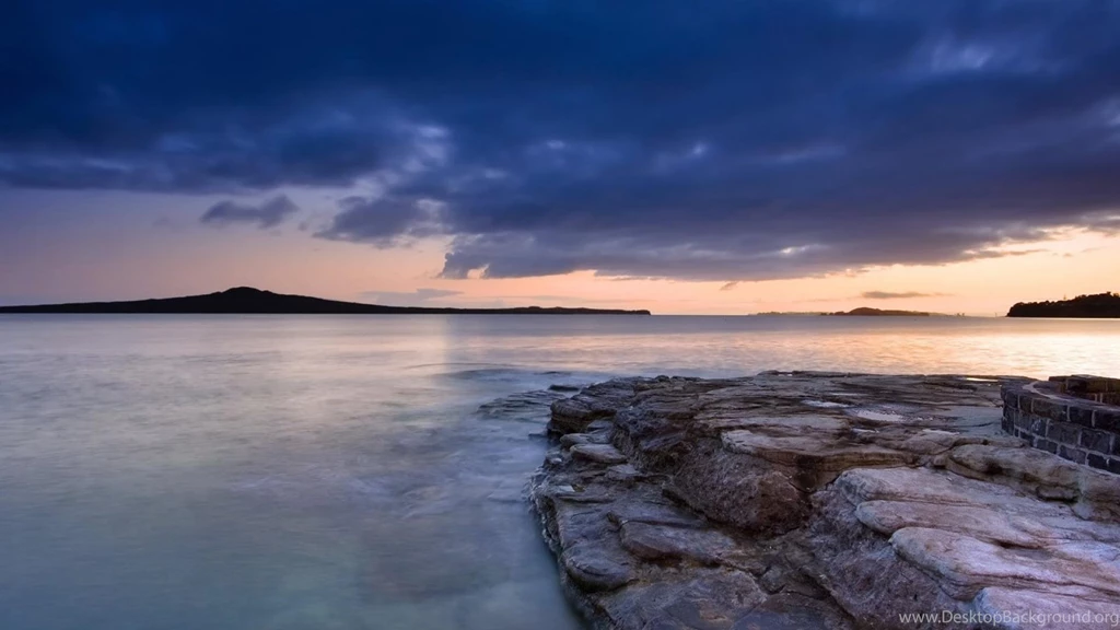 CALMING VIEW WALLPAPER (