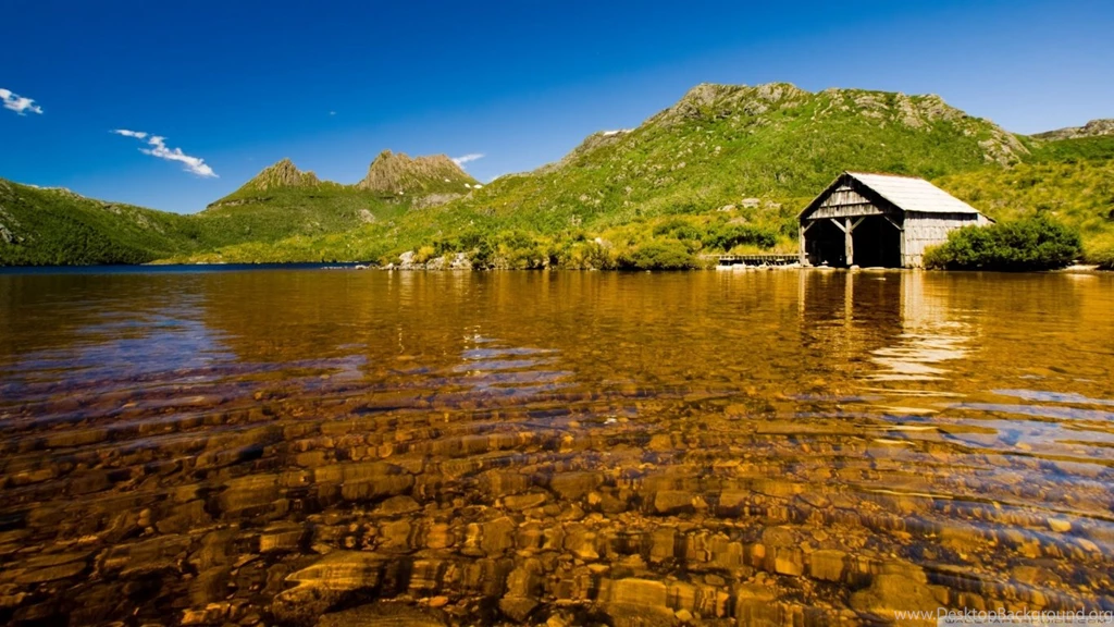 Lake Scenery 3 Wallpapers