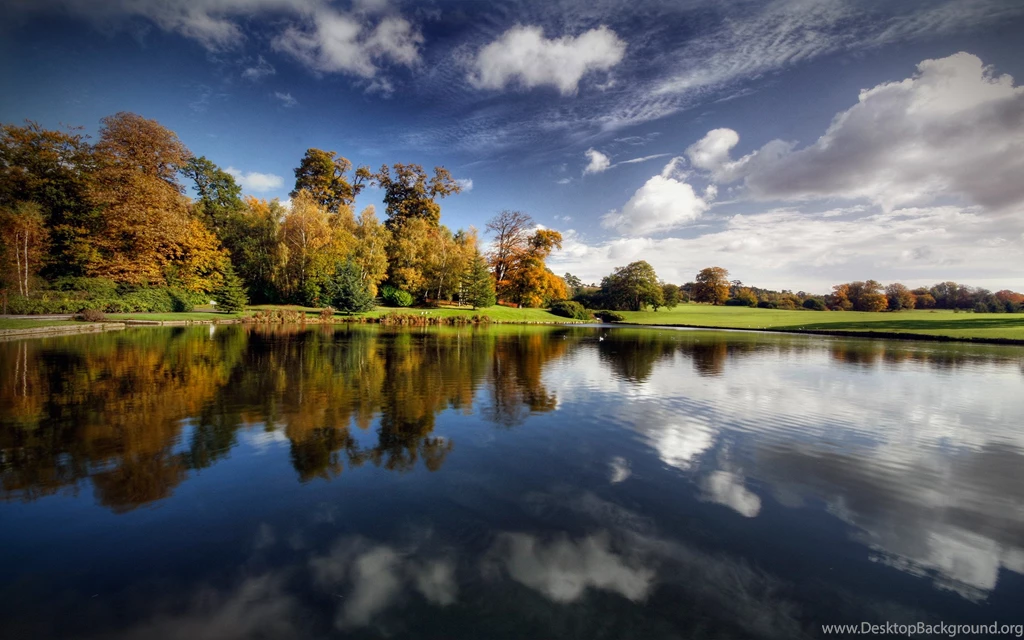 Calm Lake Scenery Wallpapers