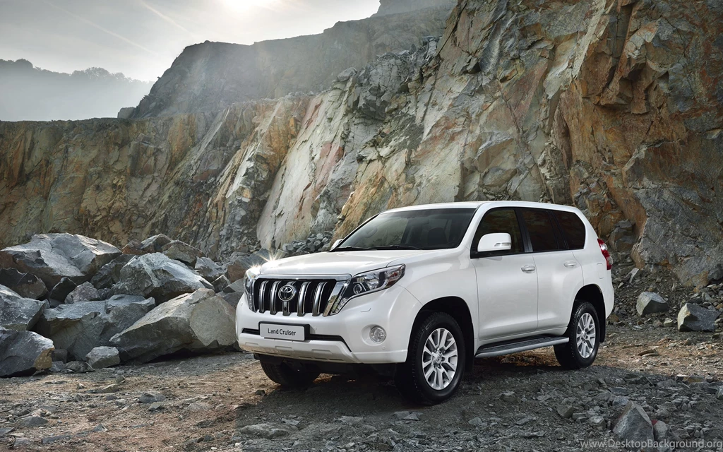 2014 Toyota Land Cruiser Wallpapers