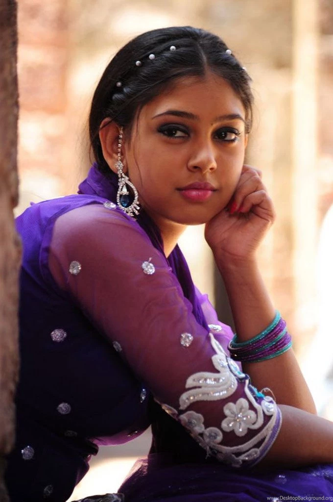 Niti Taylor HD Wallpapers ~ All Heroines Photos