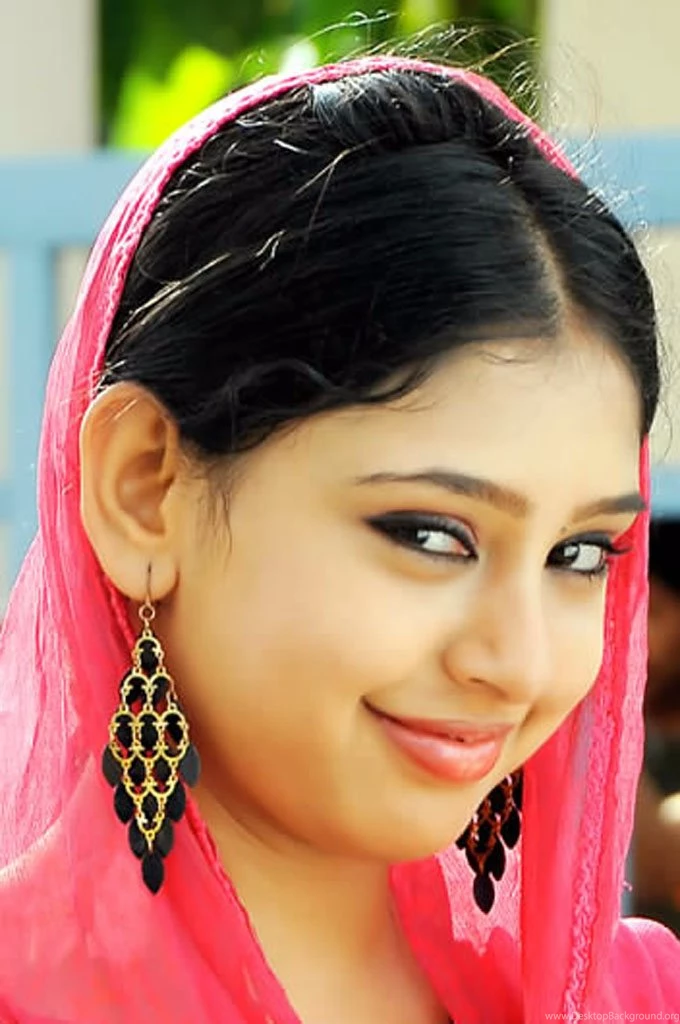 Niti Taylor HD Wallpapers ~ All Heroines Photos