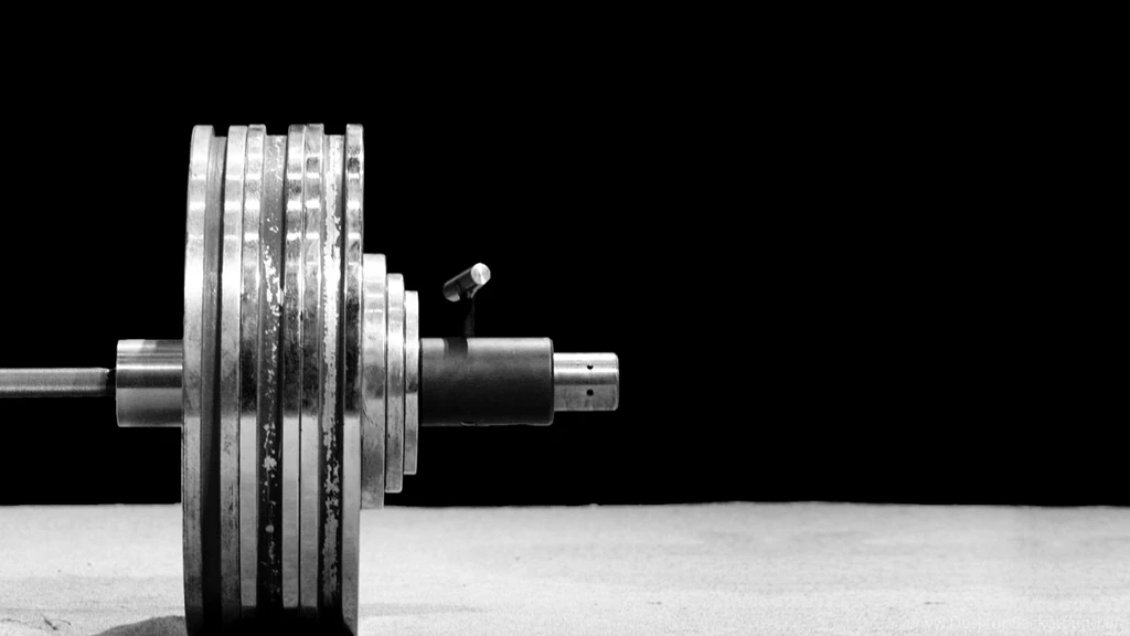 Deadlift Bar Crowd Weightlifting And Or Powerlifting High