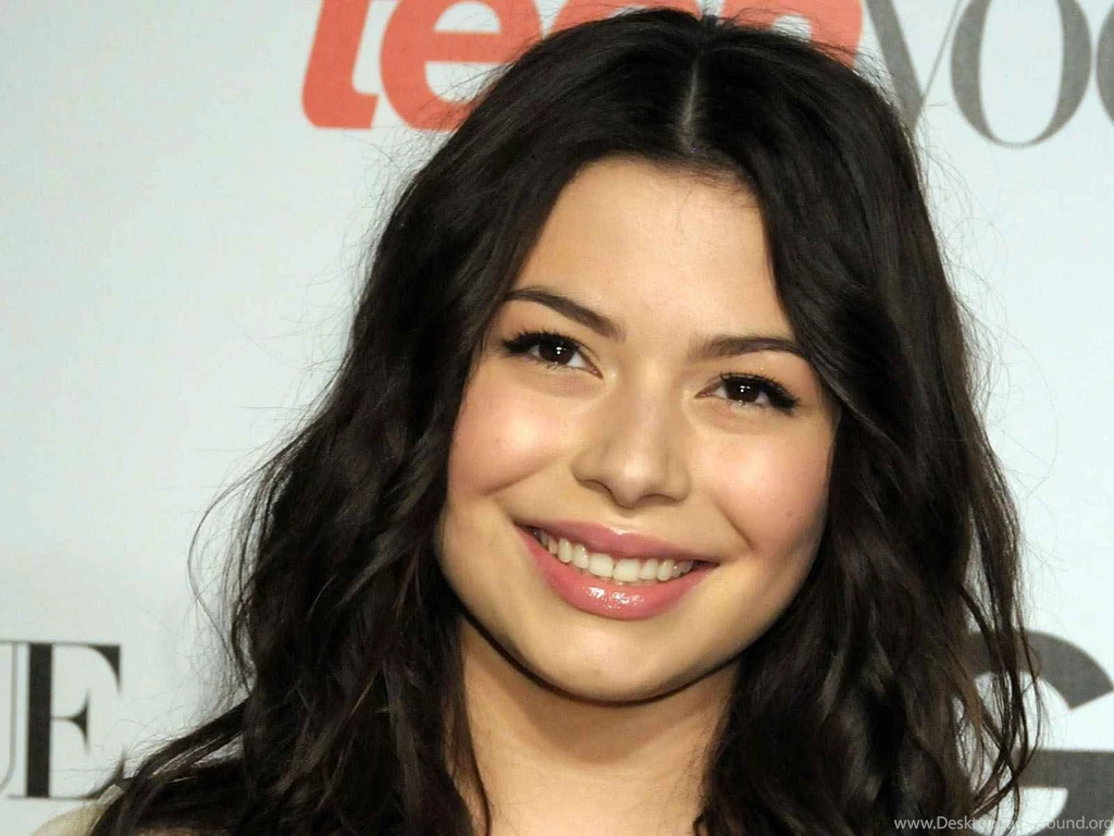 Miranda Wallpapers Miranda Cosgrove Wallpapers (11318057) Fanpop
