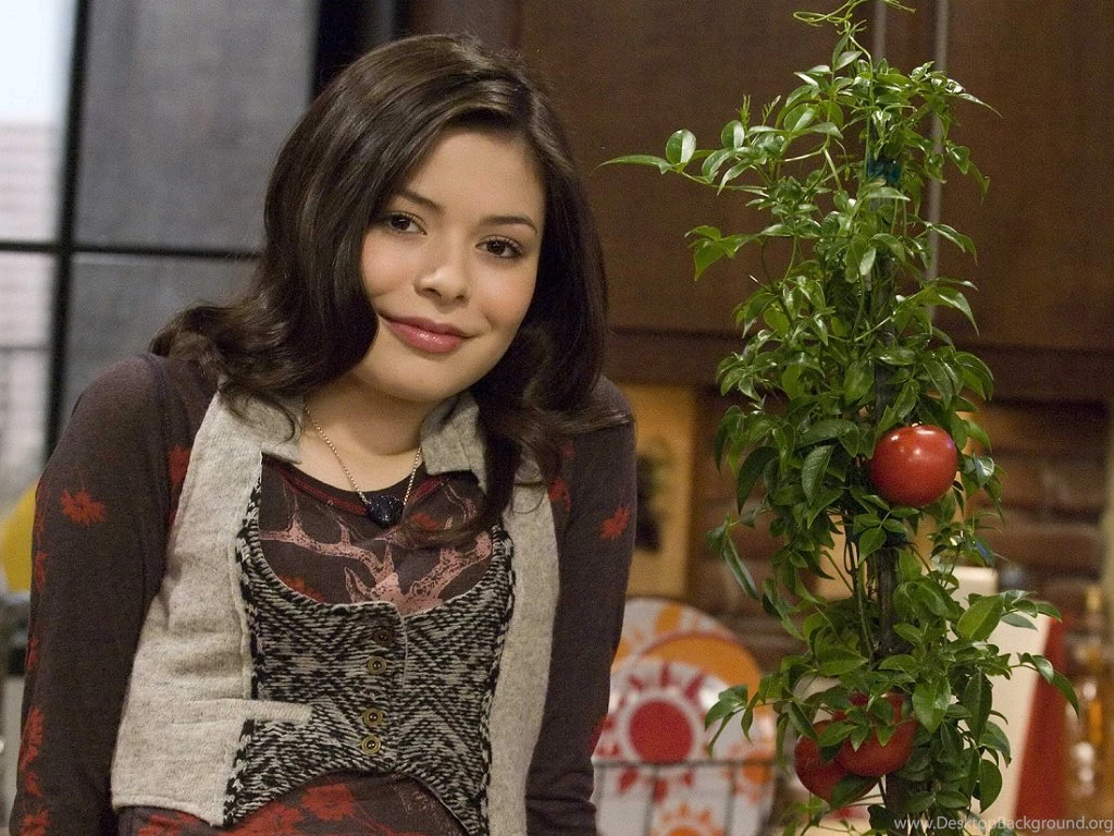 Miranda Cosgrove Miranda Cosgrove Wallpapers (36675267) Fanpop
