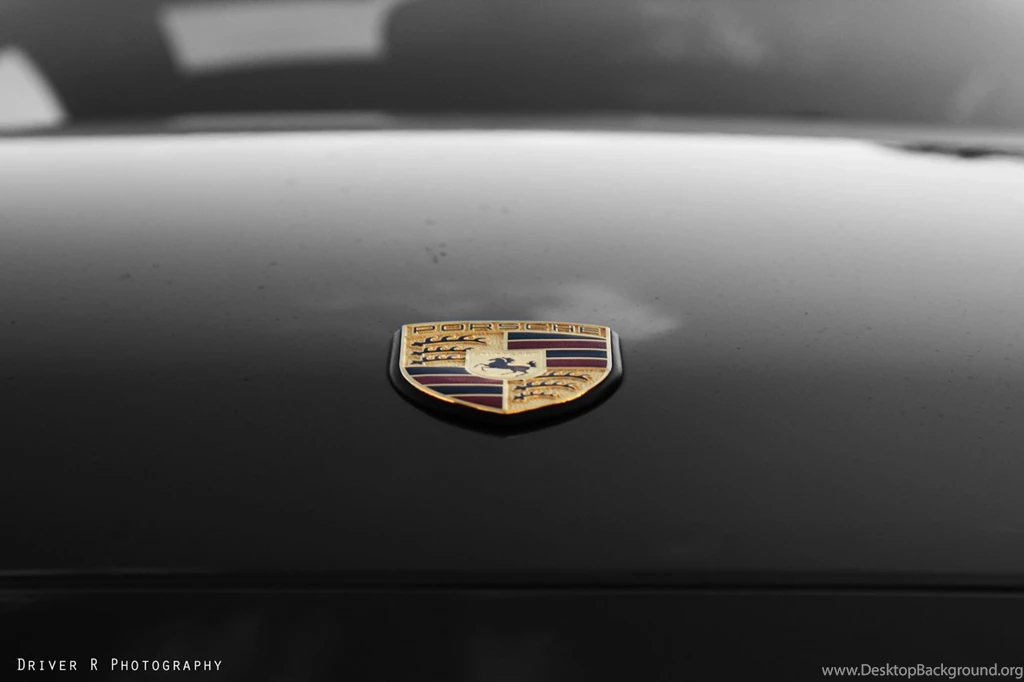Free Wallpaper Images: The Porsche Crest Wallpapers