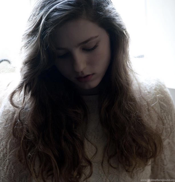 Birdy Singer Wallpapers