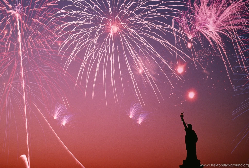Patriotic_Wallpaper_Background_Statue_of_Liberty_Fireworks_2273x1538 1.jpg