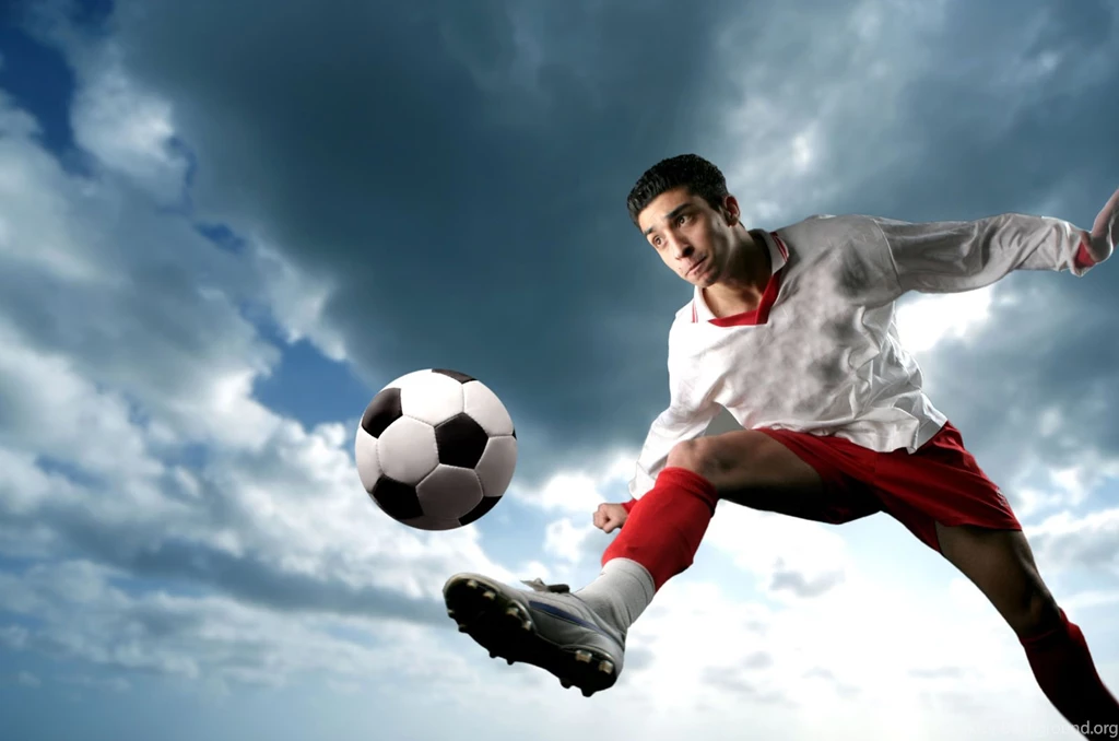 High resolution Image Of Football 13492 Football Wallpapers Sports