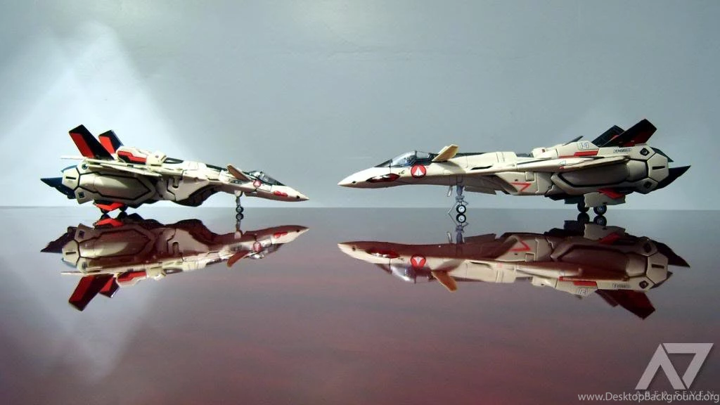 The Macross Thread