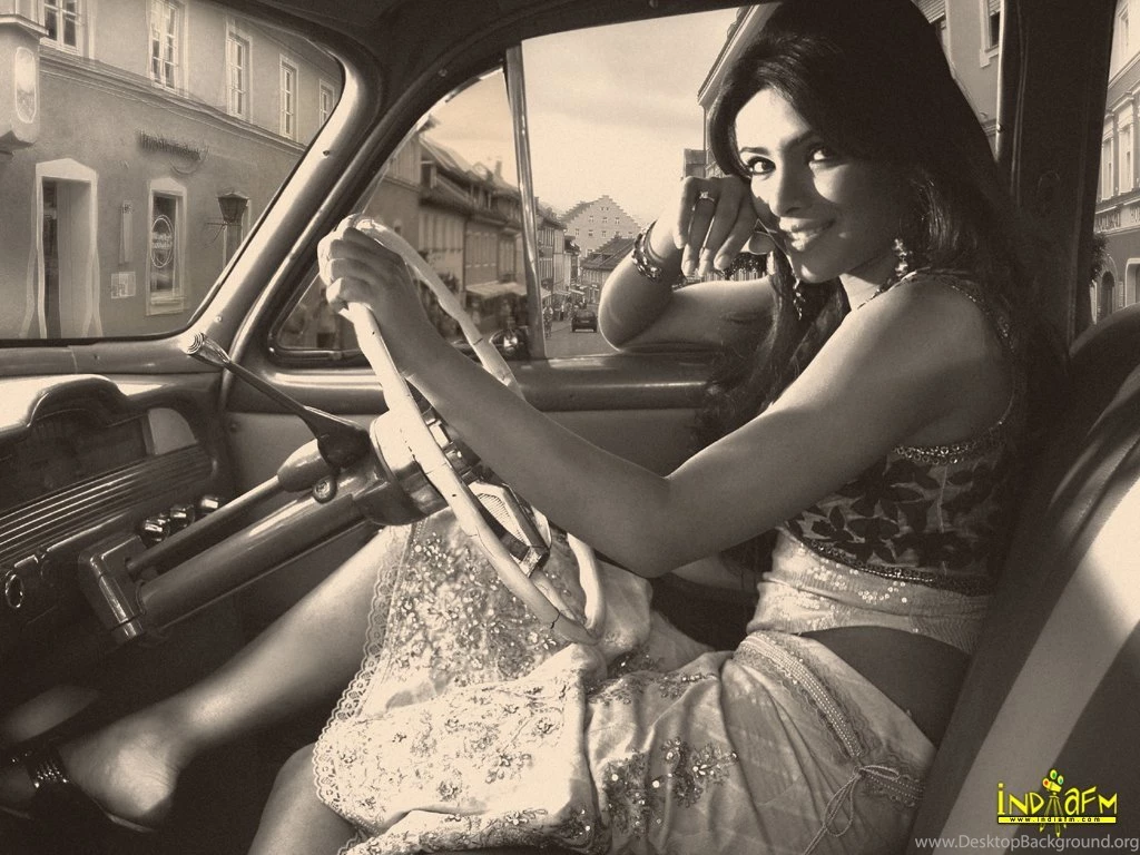 Black White Wallpaper: Black White Wallpapers   Womens