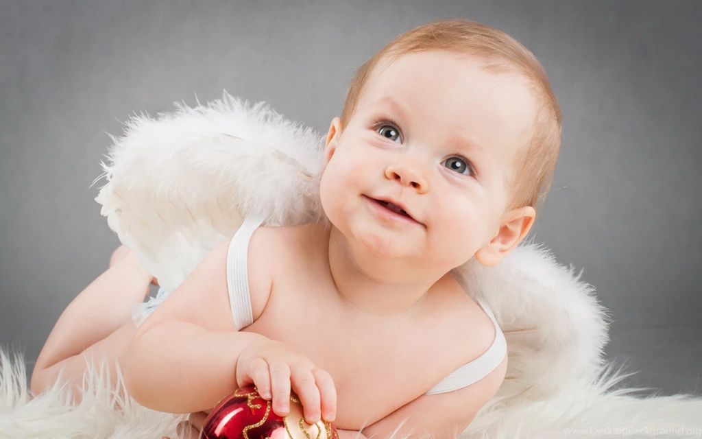 Download Wallpapers 3840x2400 Baby, Toy, Ball, Wings, Angel Ultra ...