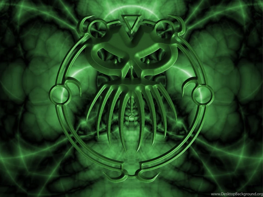 Browsing Wallpapers On DeviantArt