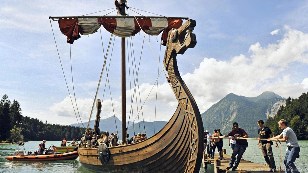 Vicky The Viking Men Viking Ship   (