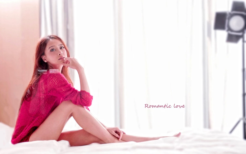 Romantic Love Moods Hot Lady   New Hd WallpaperNew Hd Wallpapers