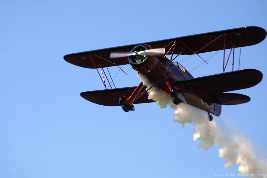 BiPlane Laying Down Some Smoke By Lateapex On DeviantArt