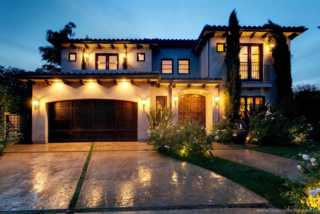 1600x1067px Dream House