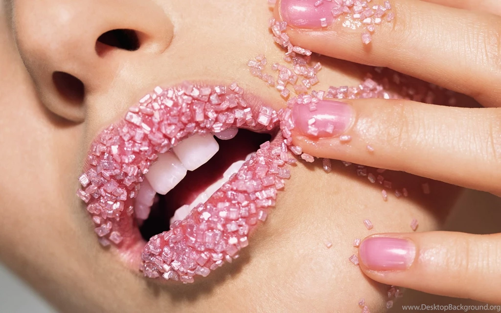 Beautiful Lips Art And Nails Wallpapers HD High Resolution
