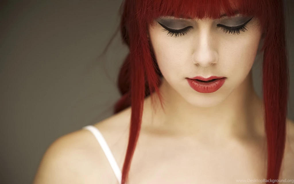 Beautiful Red Lips Wallpapers