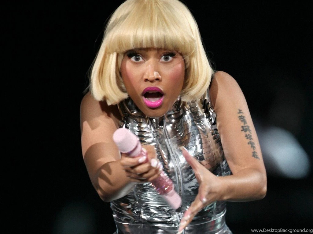 Download Singer Nicki Minaj Wide HD Wallpapers