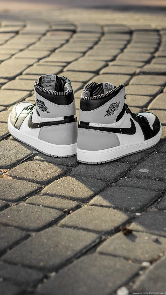 04.04.14 Air Jordan 1 Retro High OG 640x1136.jpg