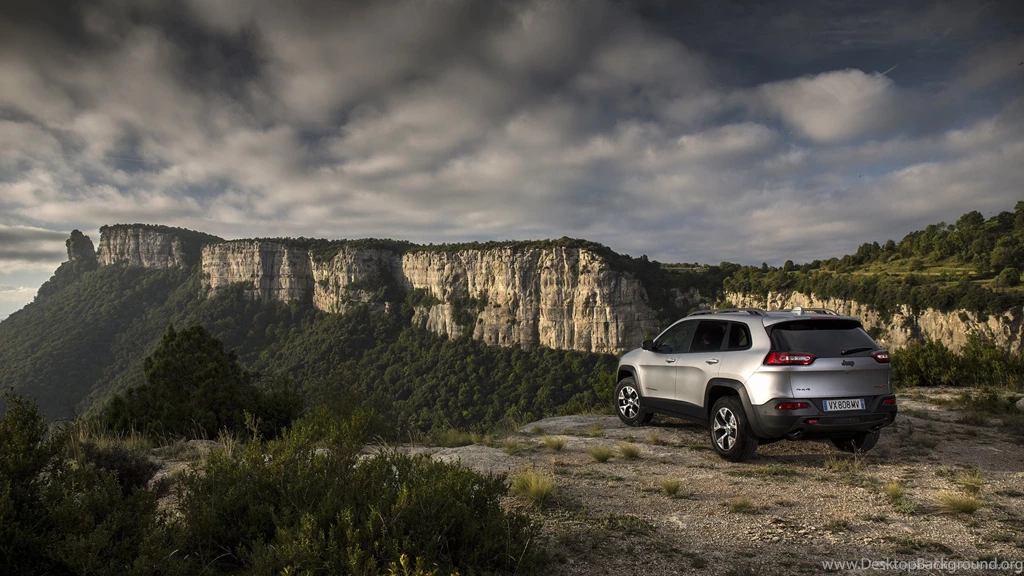 Download 1920x1080 Jeep Cherokee Trailhawk Near The Precipice ...