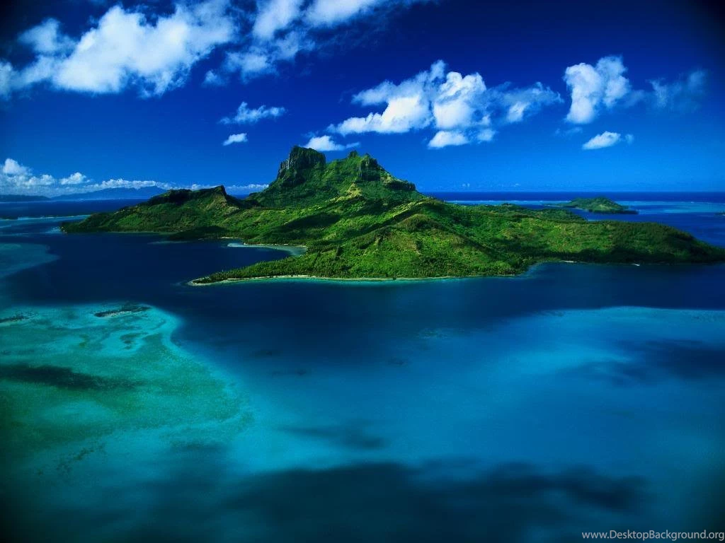 3d paradise island wallpaper.jpg Photo By Idajager 2008