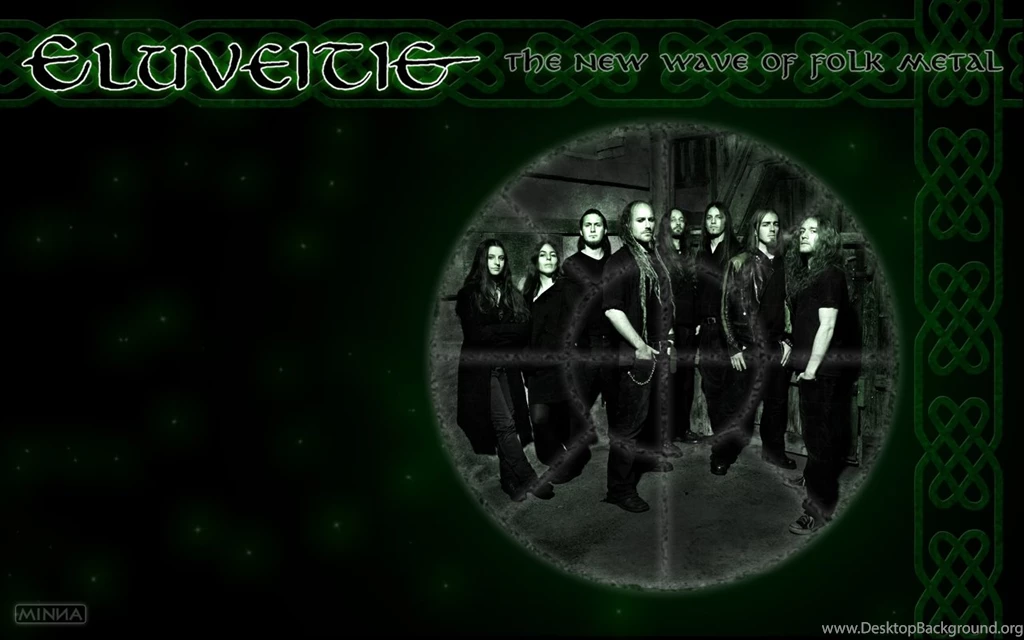 Browsing Wallpapers On DeviantArt