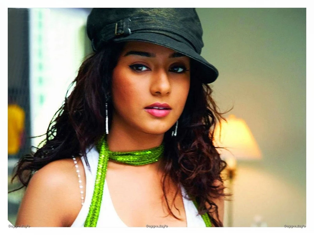 Latest Bollywood Wallpapers   Wallpapers Zone