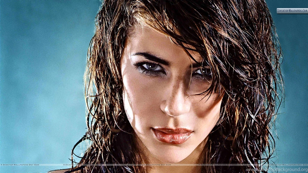 Karima Adebibe, Photo, Latest, Images, Wallpaper, Closeup, Quality ...