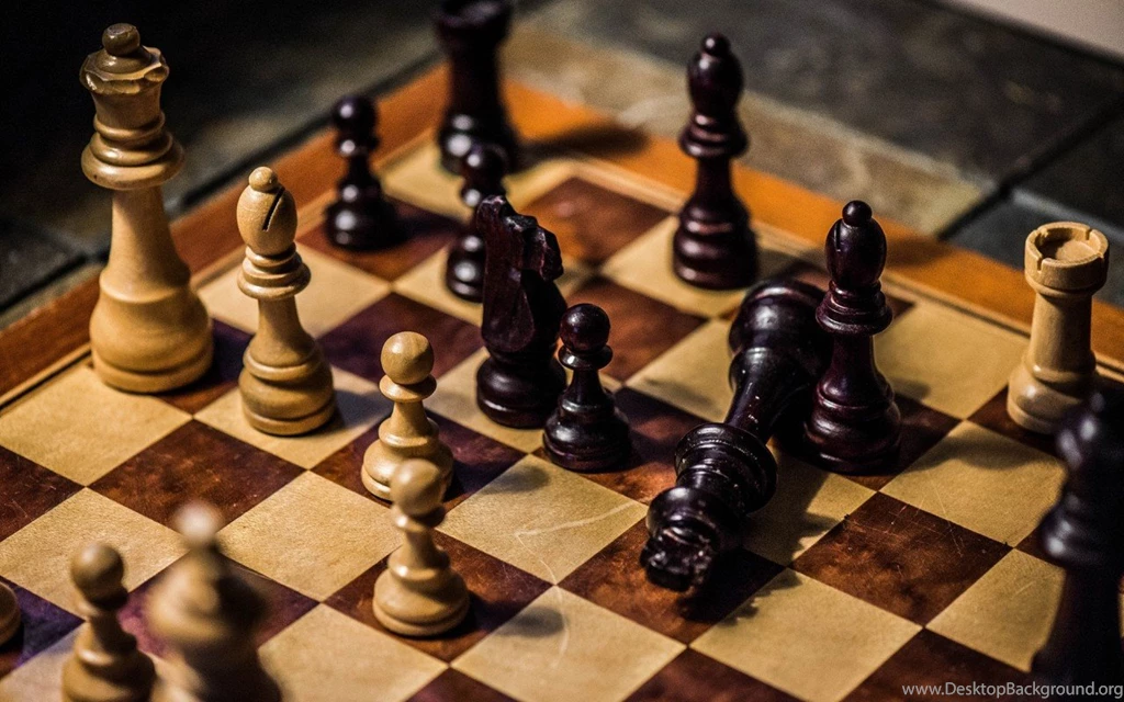 Chess Black And White King Wallpaper.